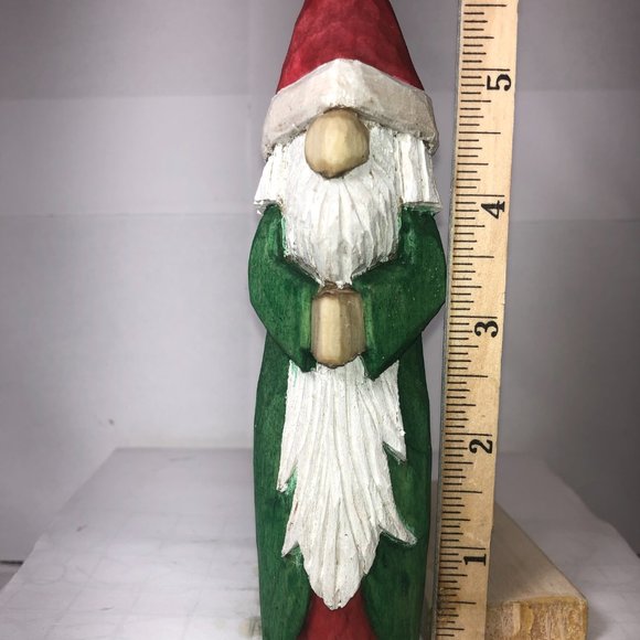 Hand Carved Old World Santa - Picture 2 of 6